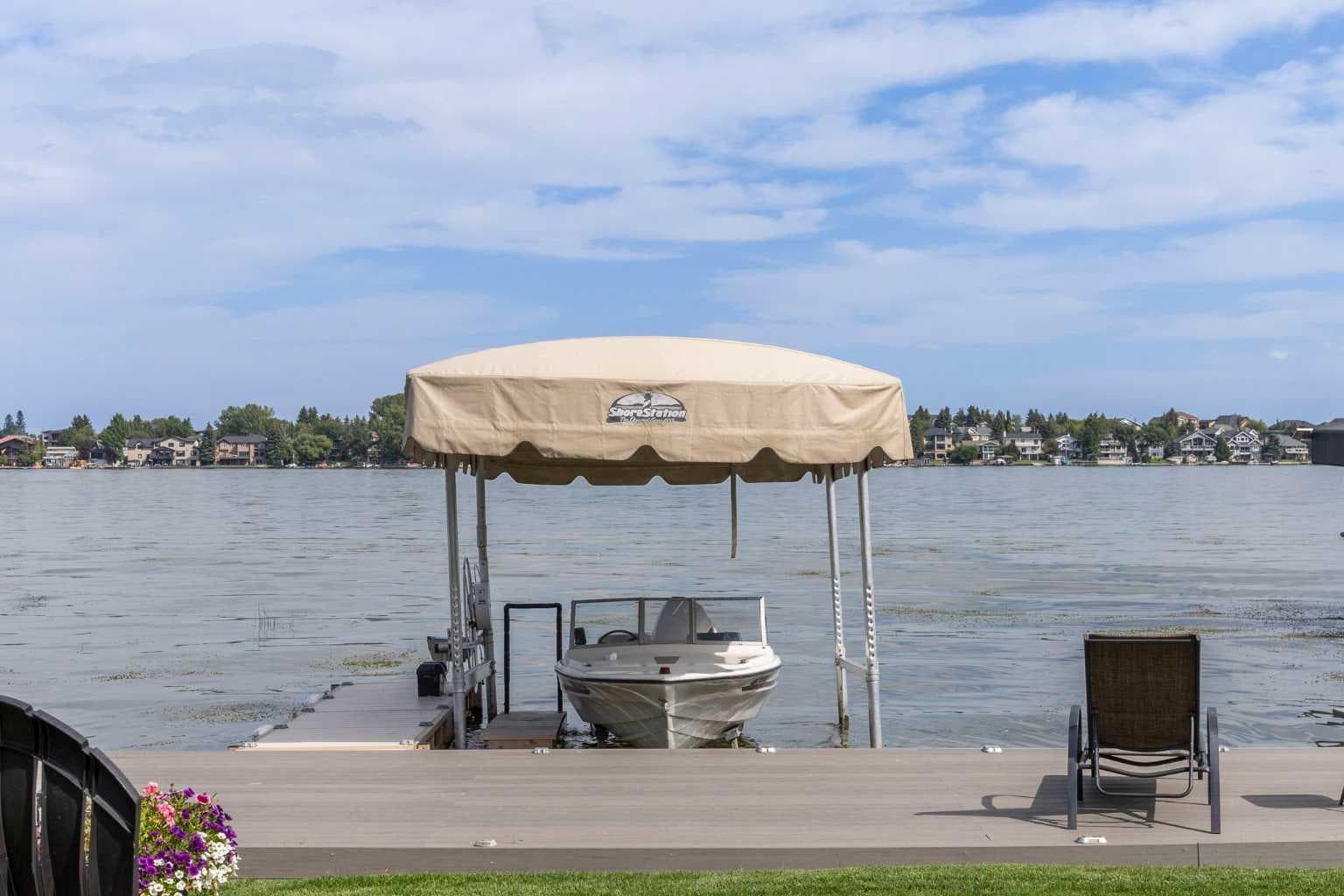 828 West Chestermere  