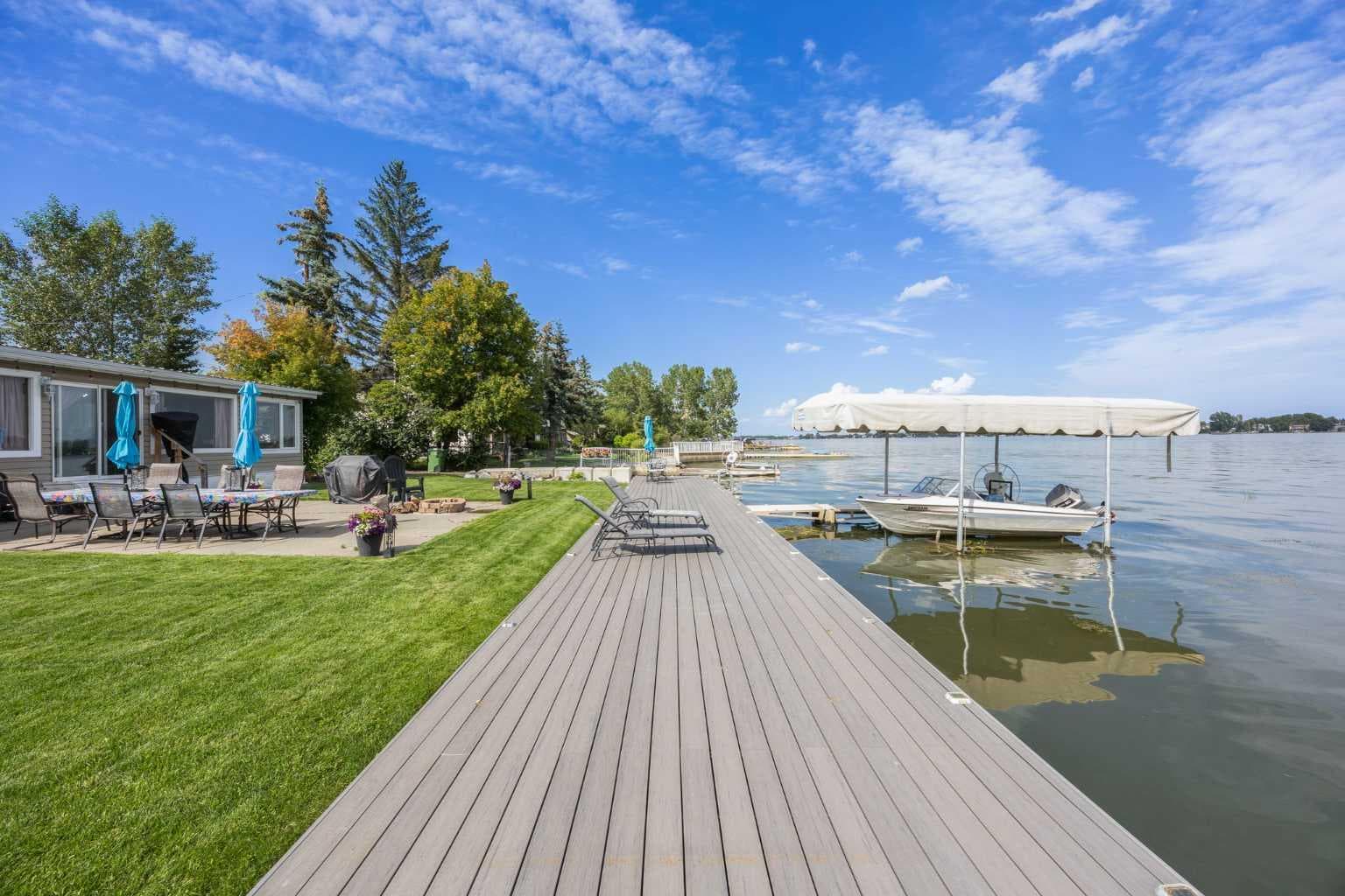 828 West Chestermere  