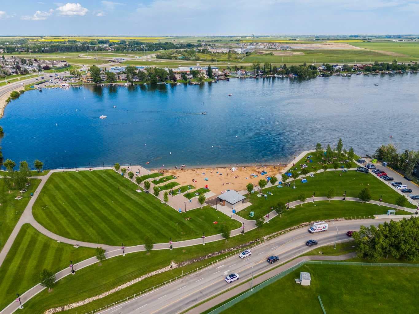 828 West Chestermere  