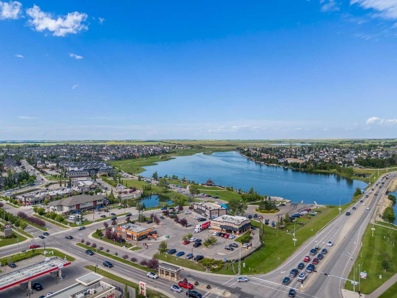 828 West Chestermere  