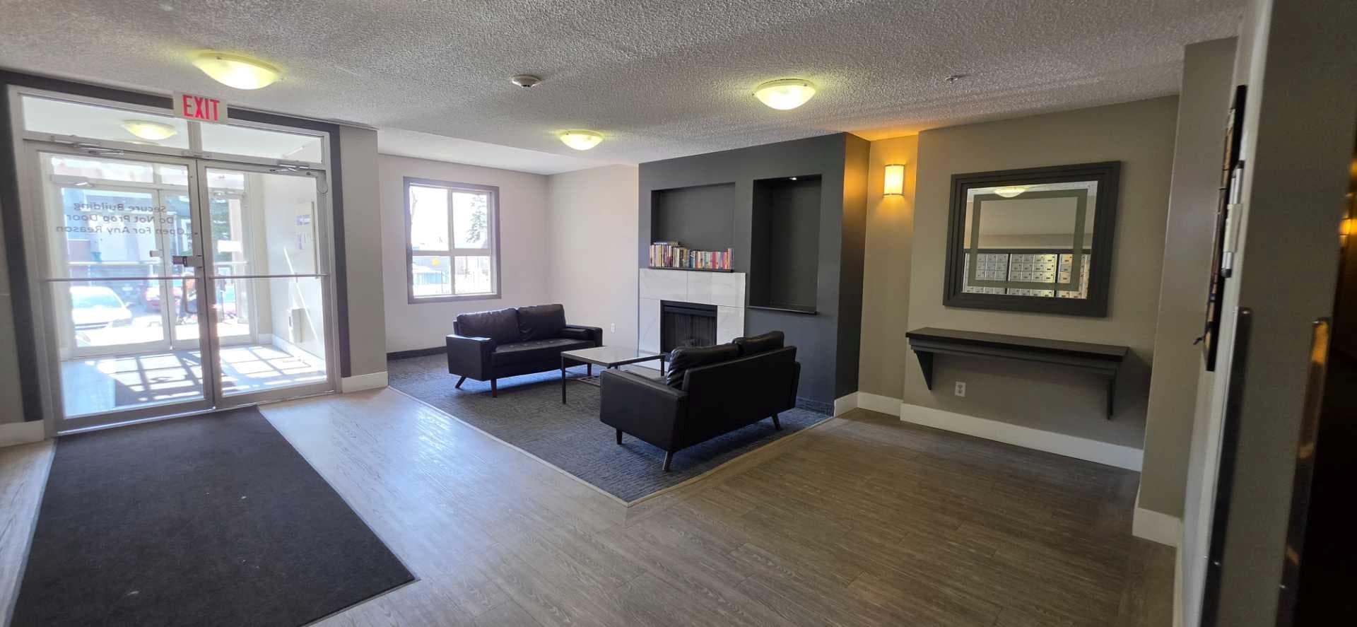 1206, 73 Erin Woods Court SE