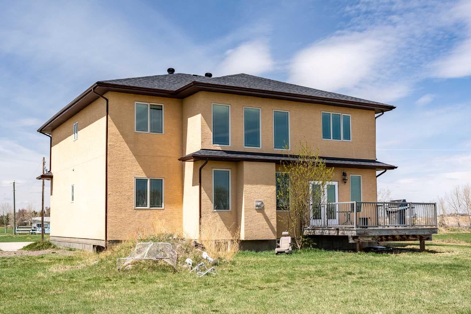 280135 Township Road 242  SE