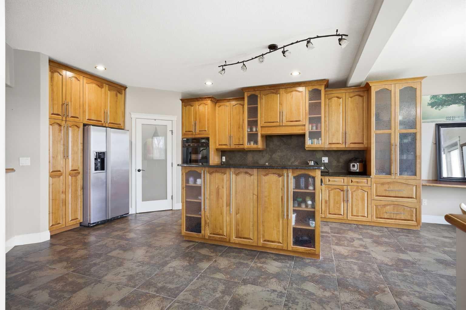 280135 Township Road 242  SE