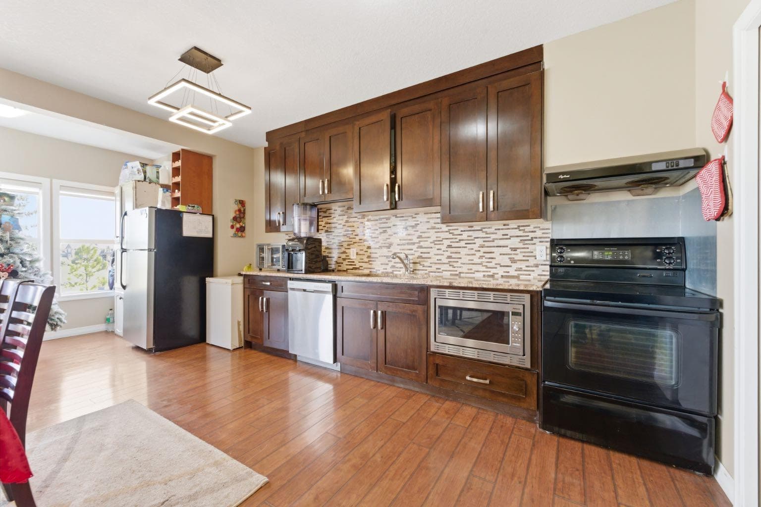 99 Marquis Cove SE