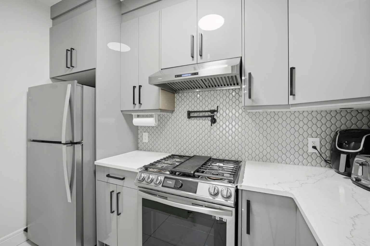 15 Saddlecrest Link NE