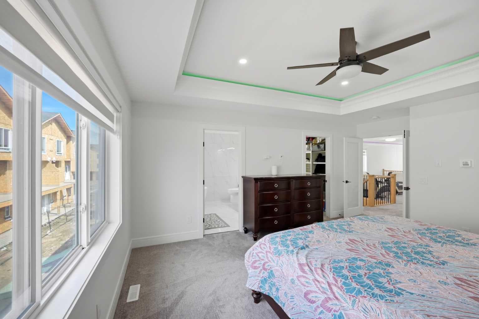 15 Saddlecrest Link NE