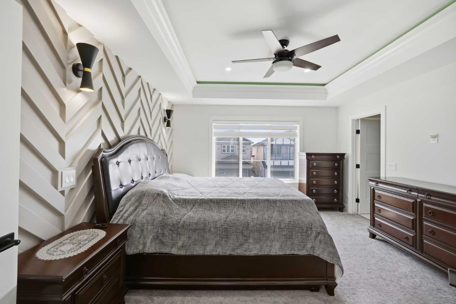 15 Saddlecrest Link NE
