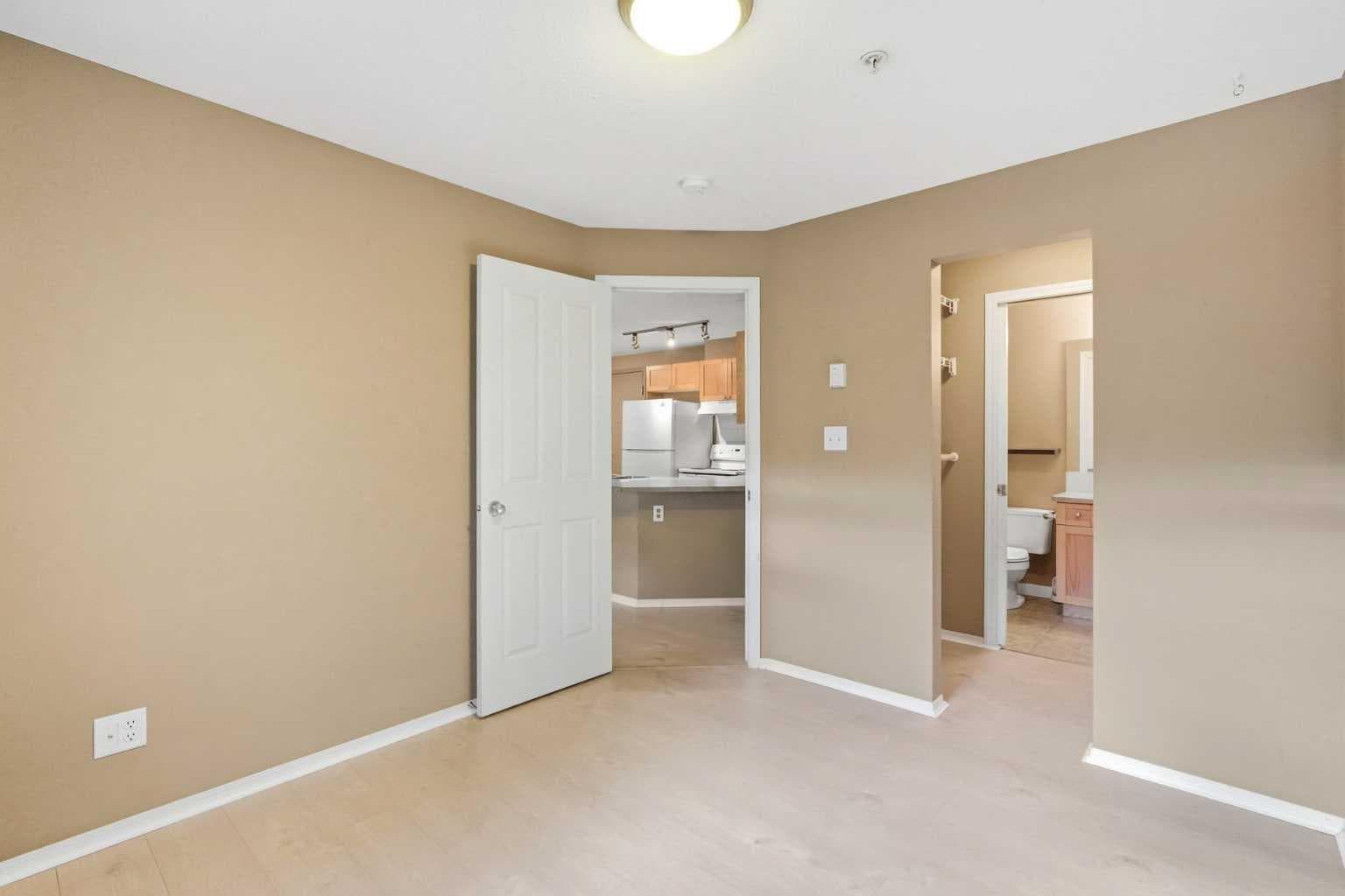 112, 186 Kananskis Way 