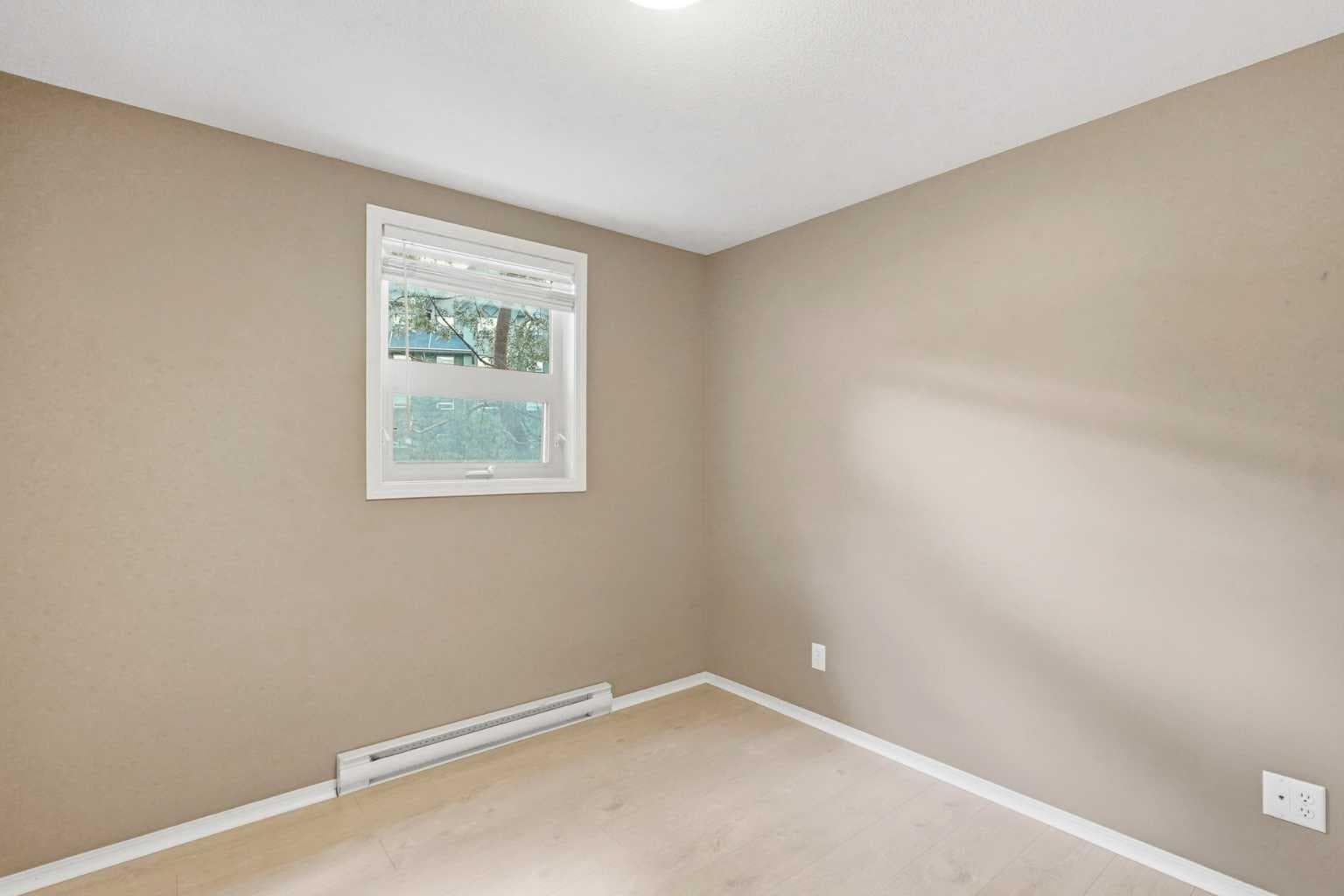 112, 186 Kananskis Way 