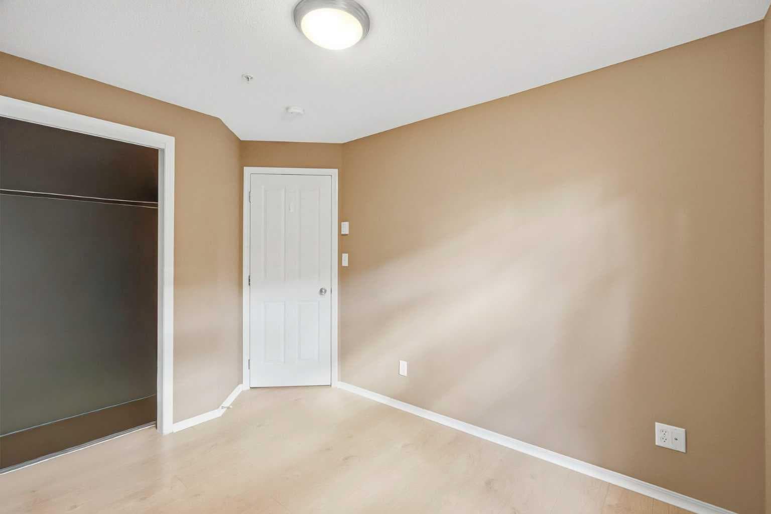 112, 186 Kananskis Way 