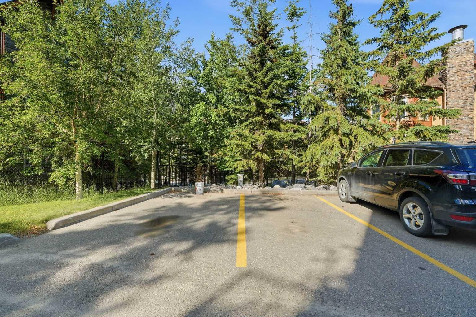 112, 186 Kananskis Way 
