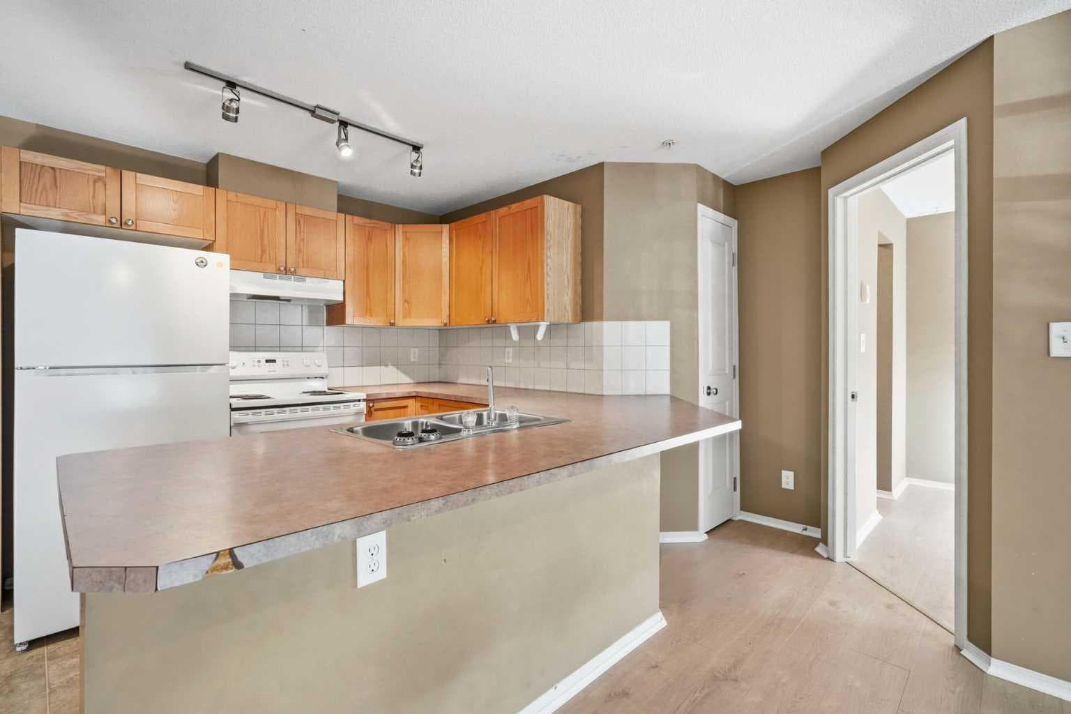 112, 186 Kananskis Way 