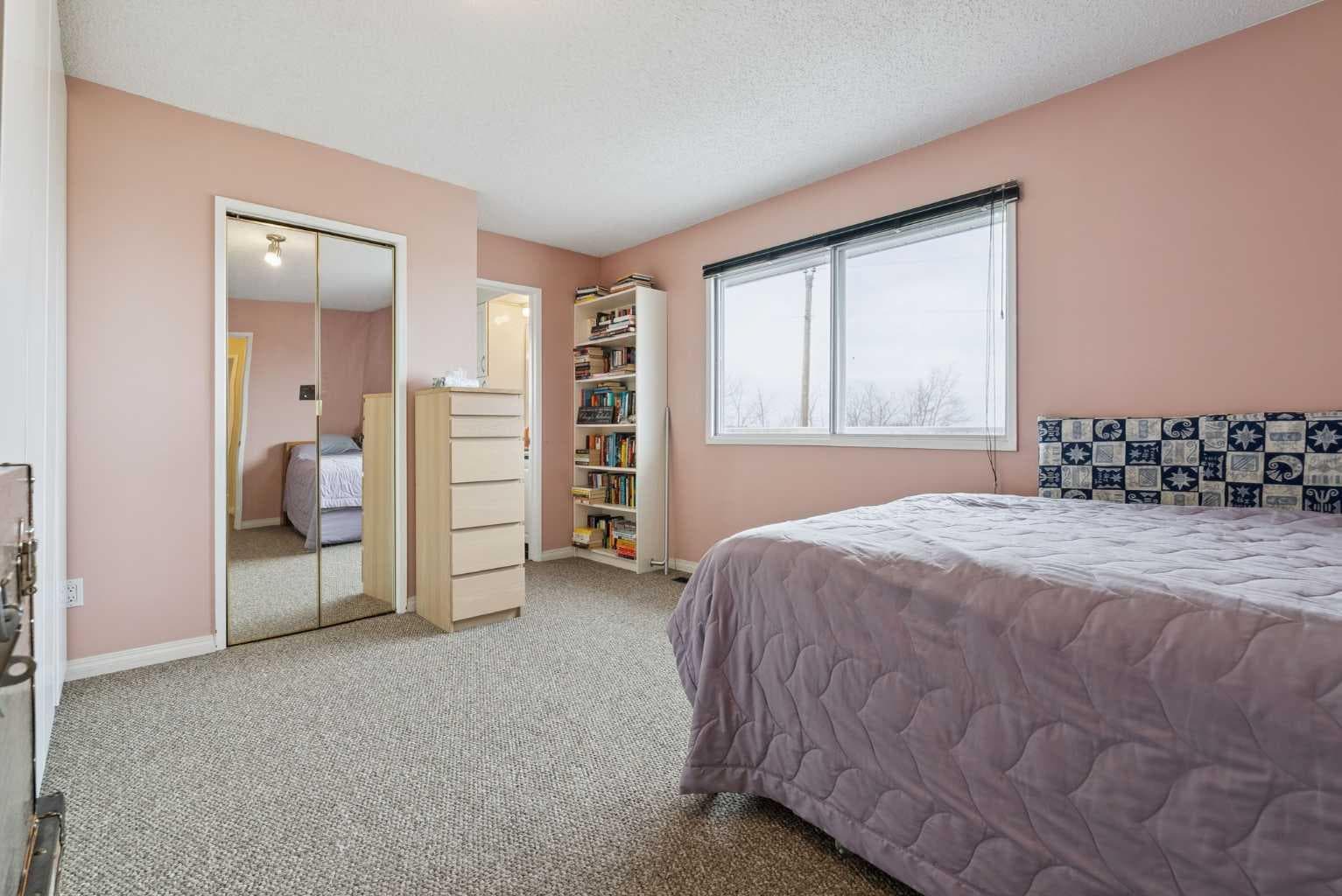 7 Willow Vale 