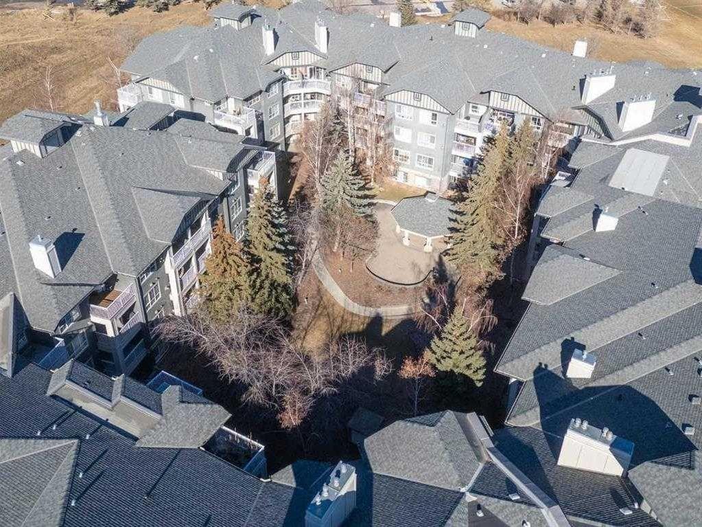 250, 35 Richard Court SW