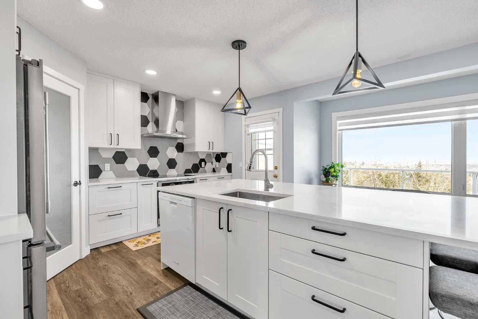 215 Edgevalley Mews 