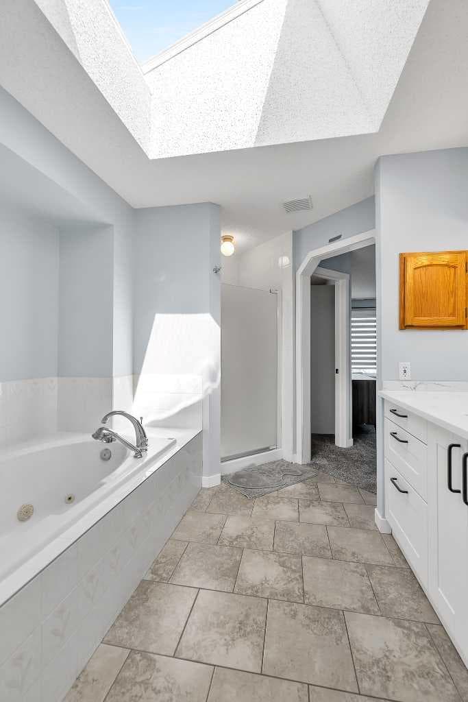 215 Edgevalley Mews 