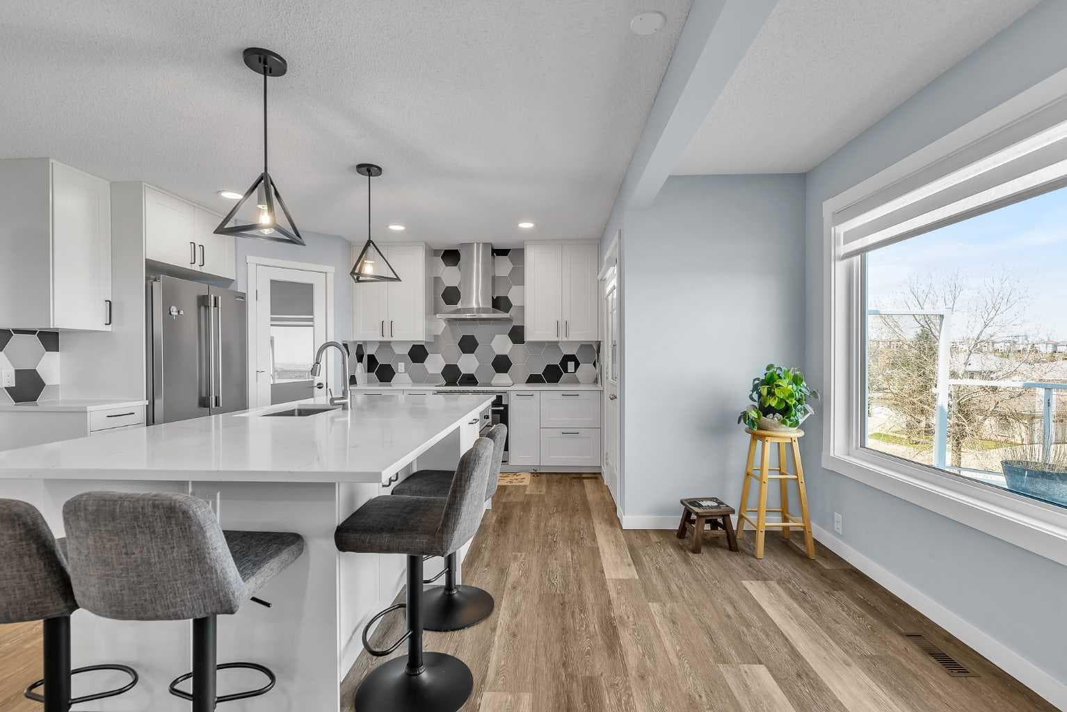 215 Edgevalley Mews 