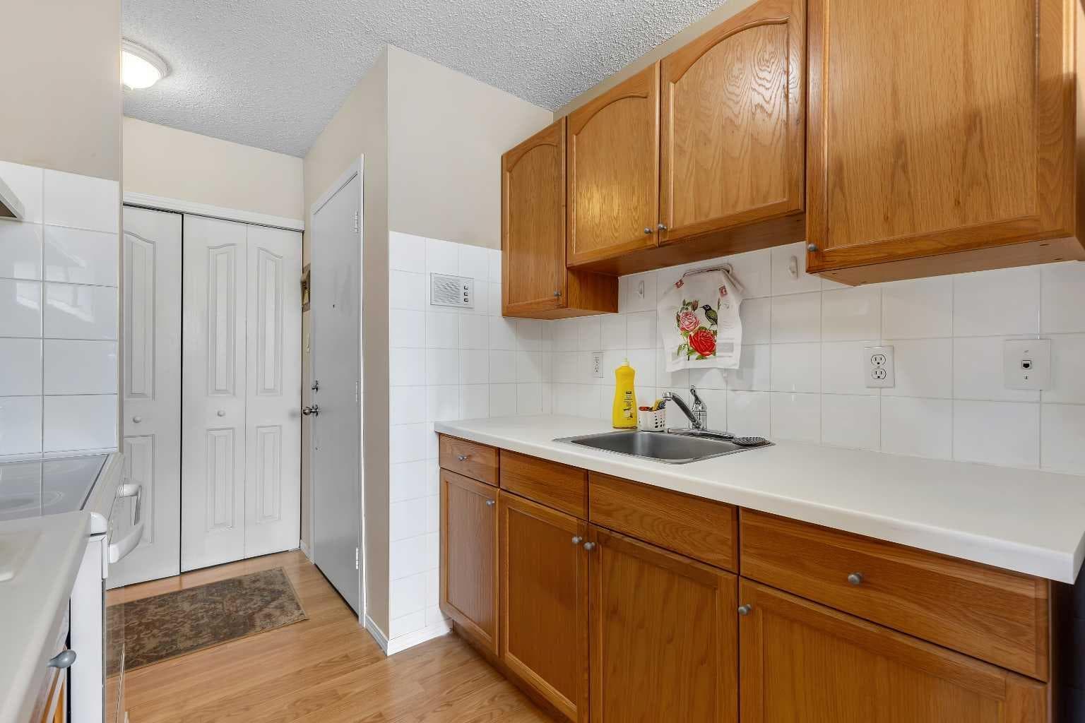 301, 6464 Travois Crescent NW