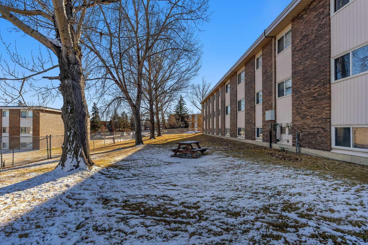 301, 6464 Travois Crescent NW
