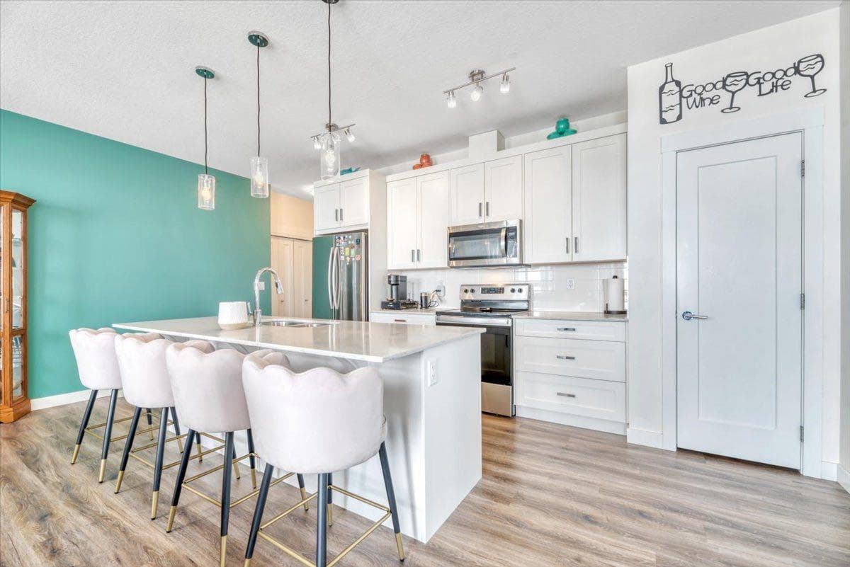408, 35 walgrove Walk SE