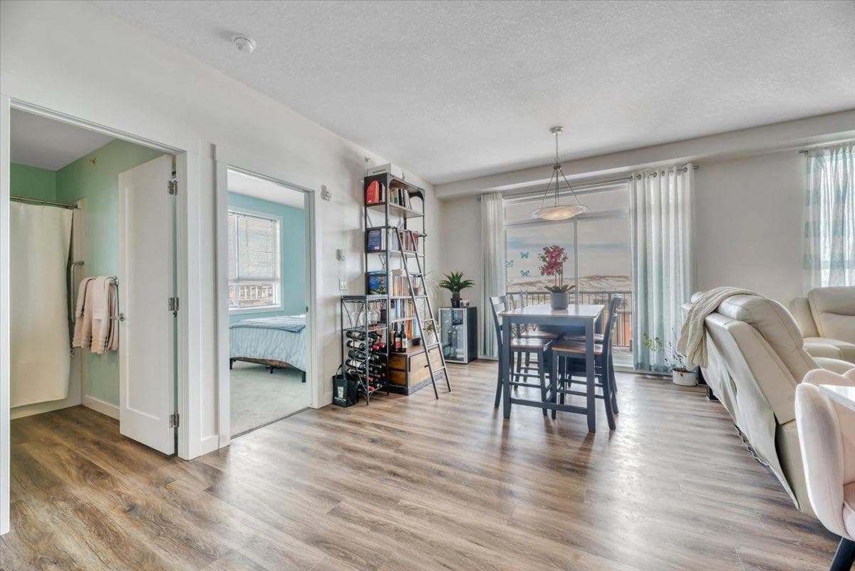 408, 35 walgrove Walk SE