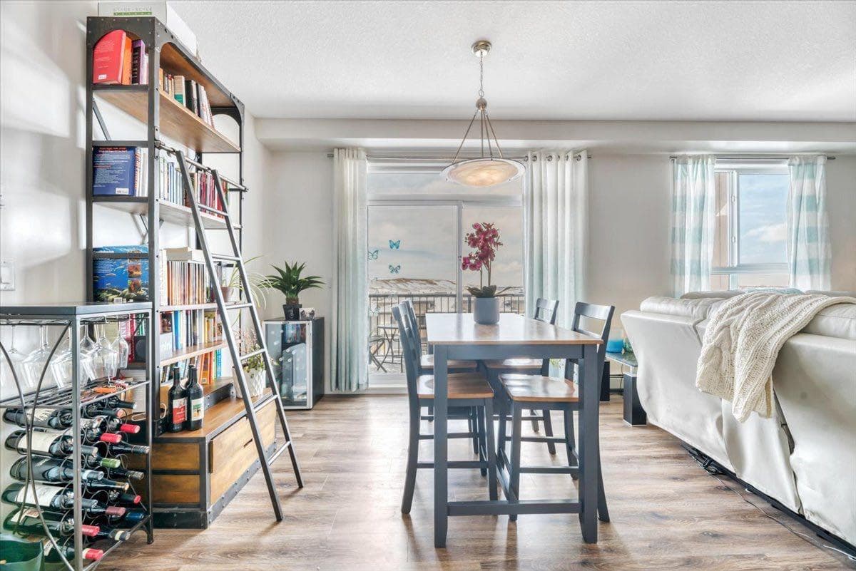 408, 35 walgrove Walk SE