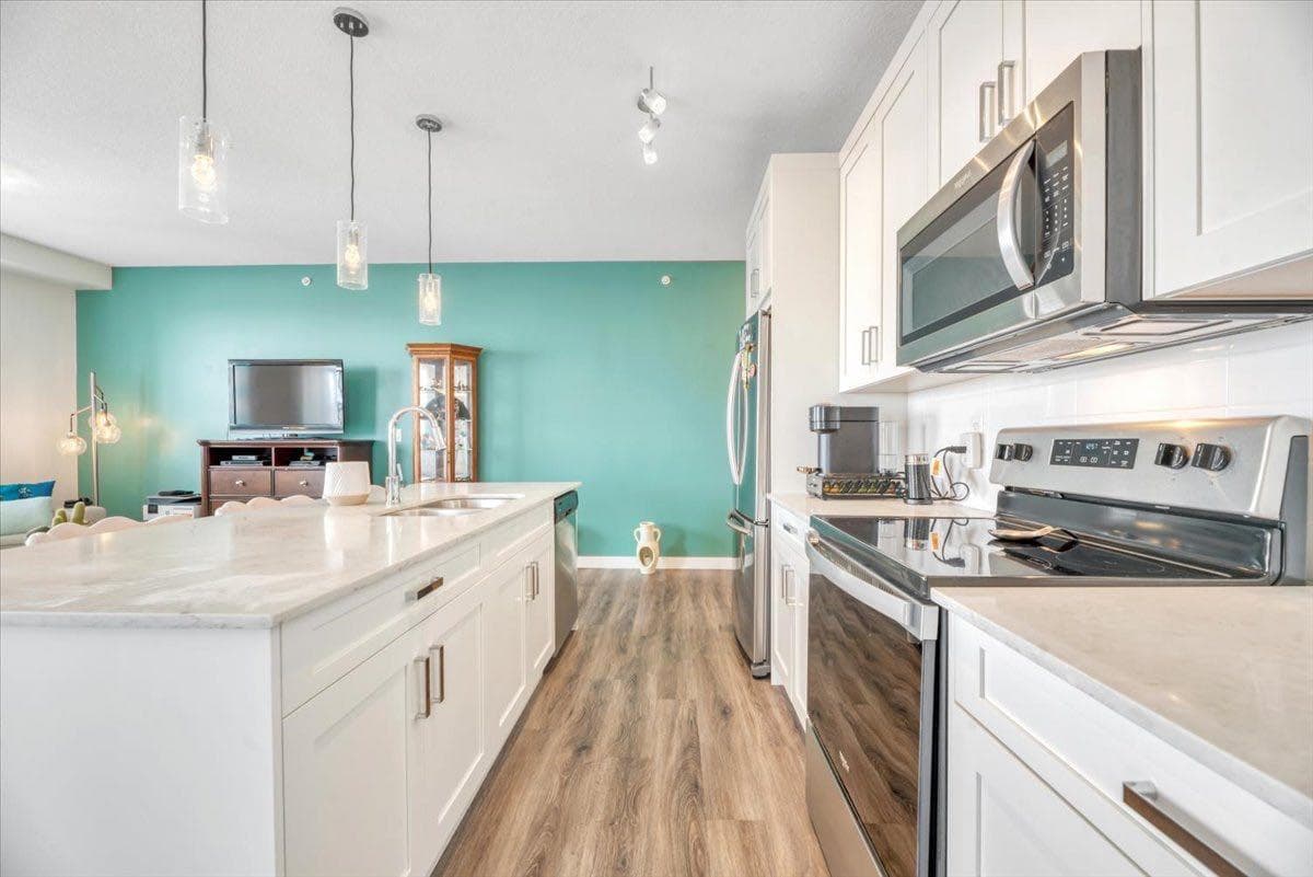 408, 35 walgrove Walk SE