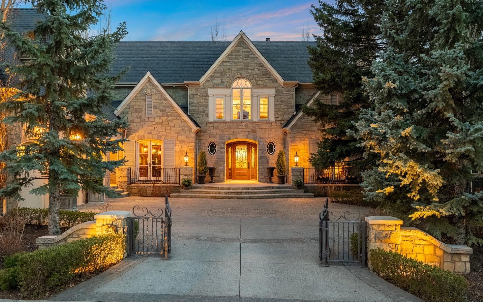 12231 Lake Louise Way SE