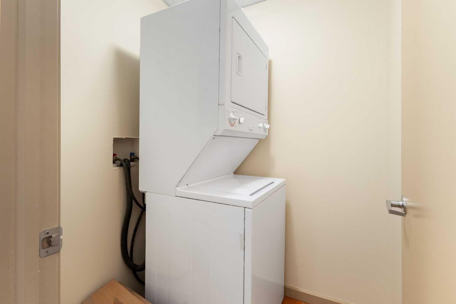 610, 1410 1 Street SE