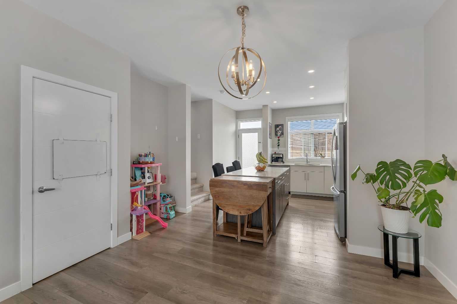 136 Sage Meadows Gardens NW