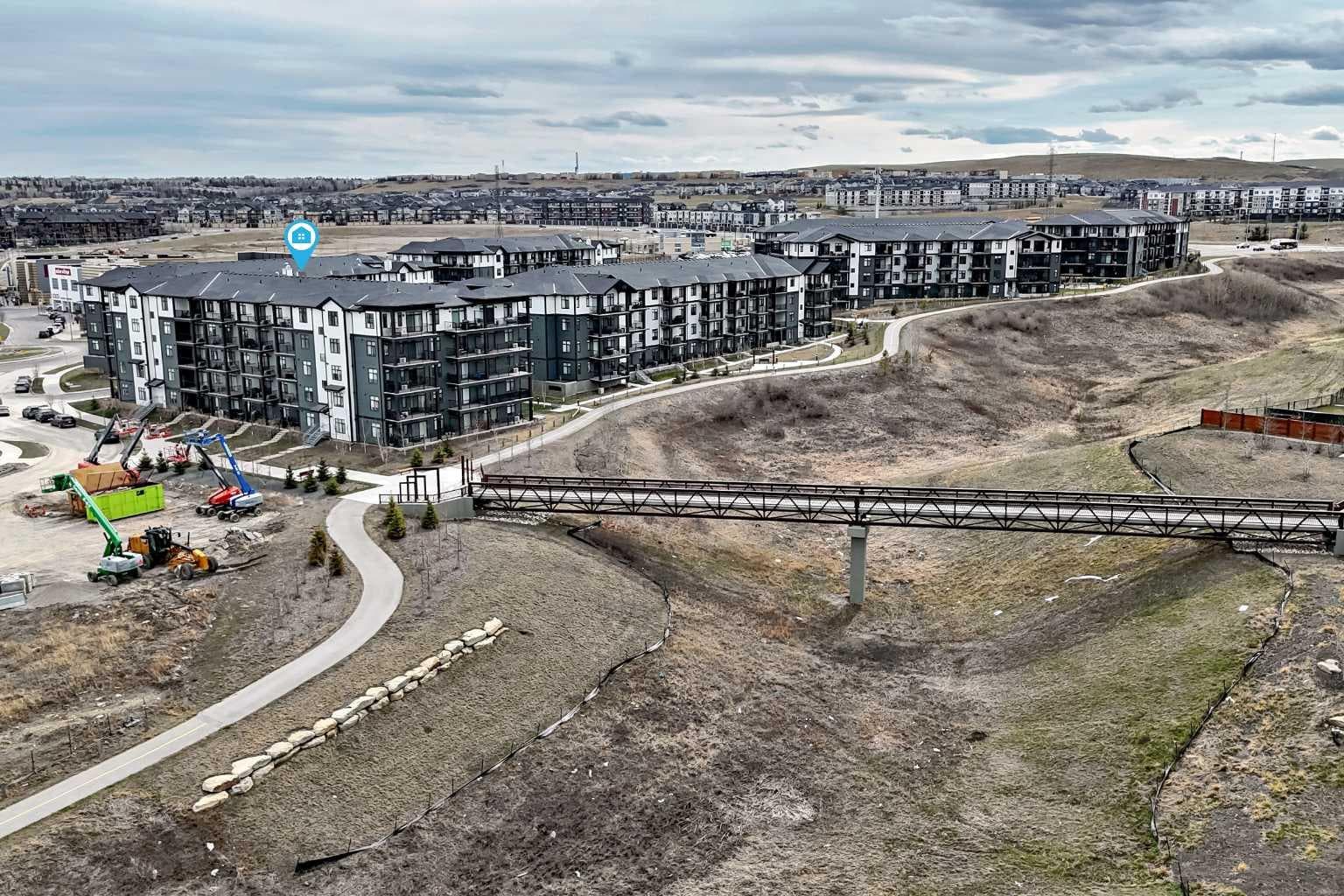 410, 30 Sage Hill Walk NW