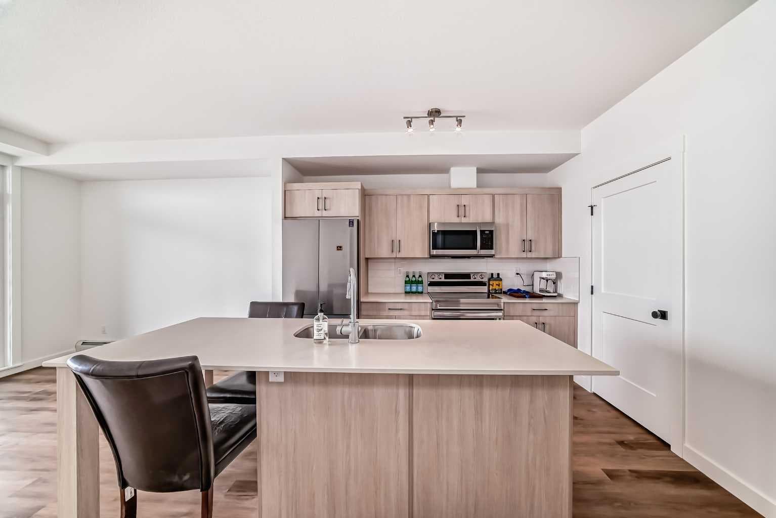 410, 30 Sage Hill Walk NW