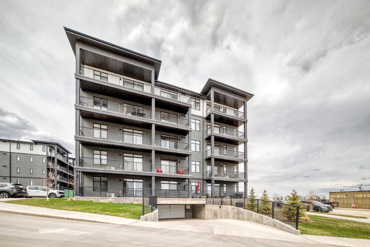 410, 30 Sage Hill Walk NW