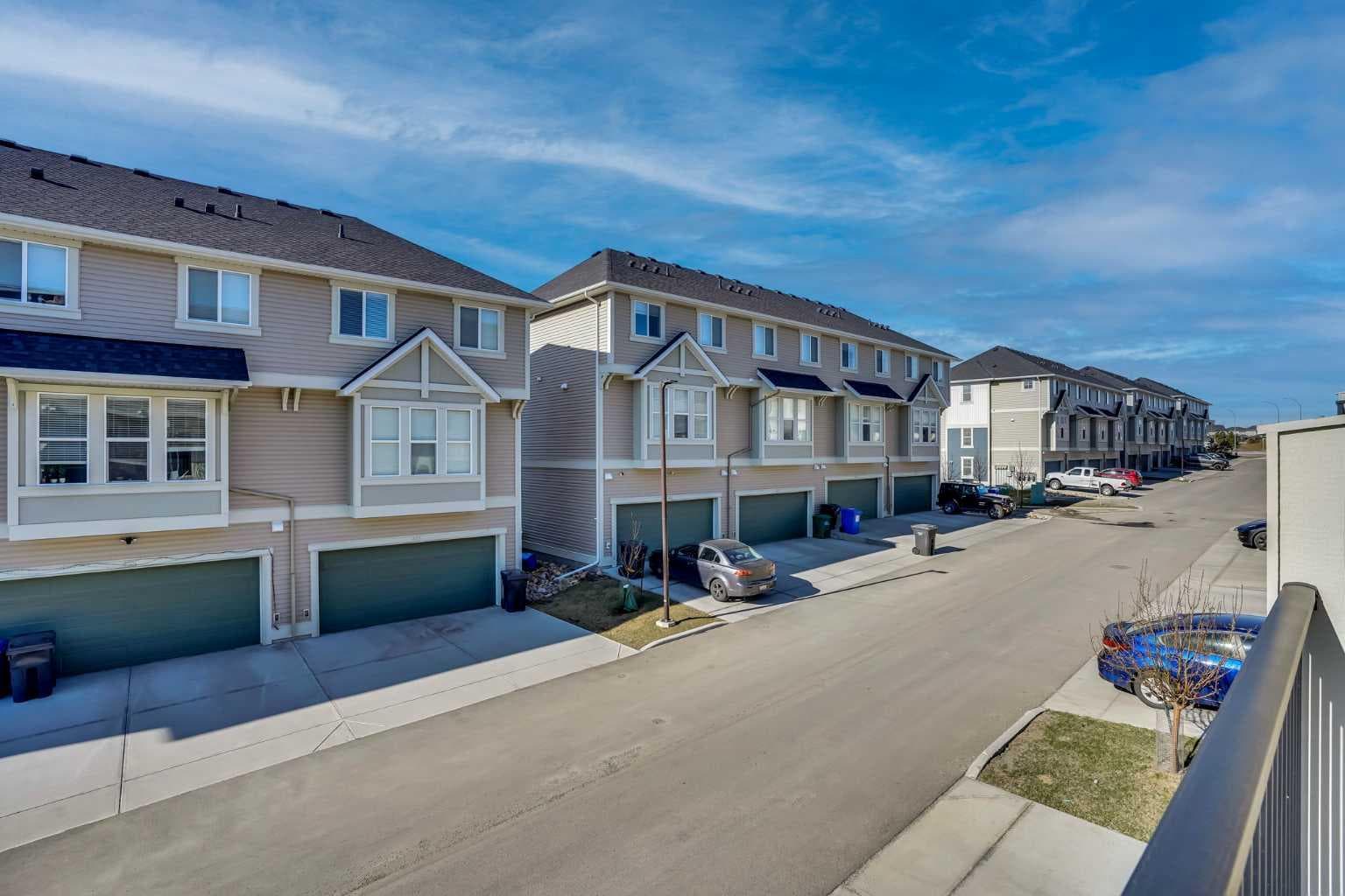 229 SOUTH POINT Park SW