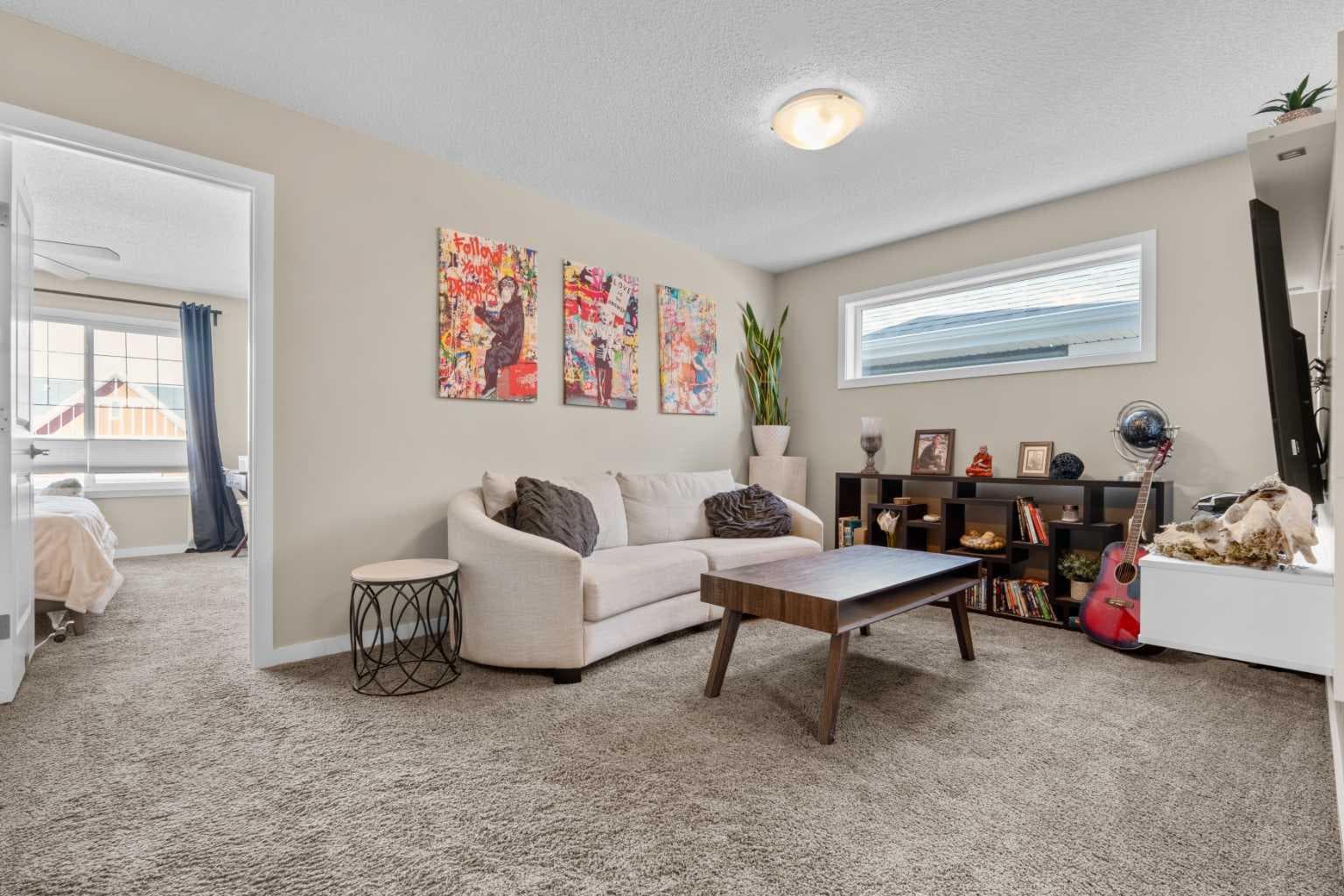 534 River Heights Crescent 