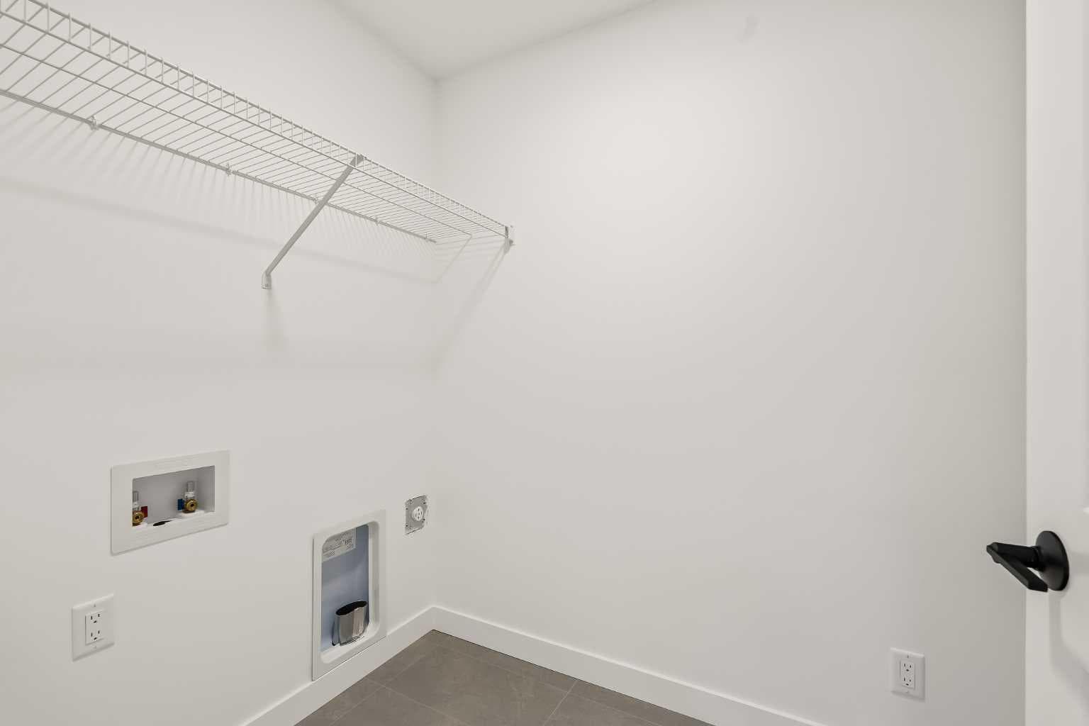 1133 Chinook Gate Bay SW