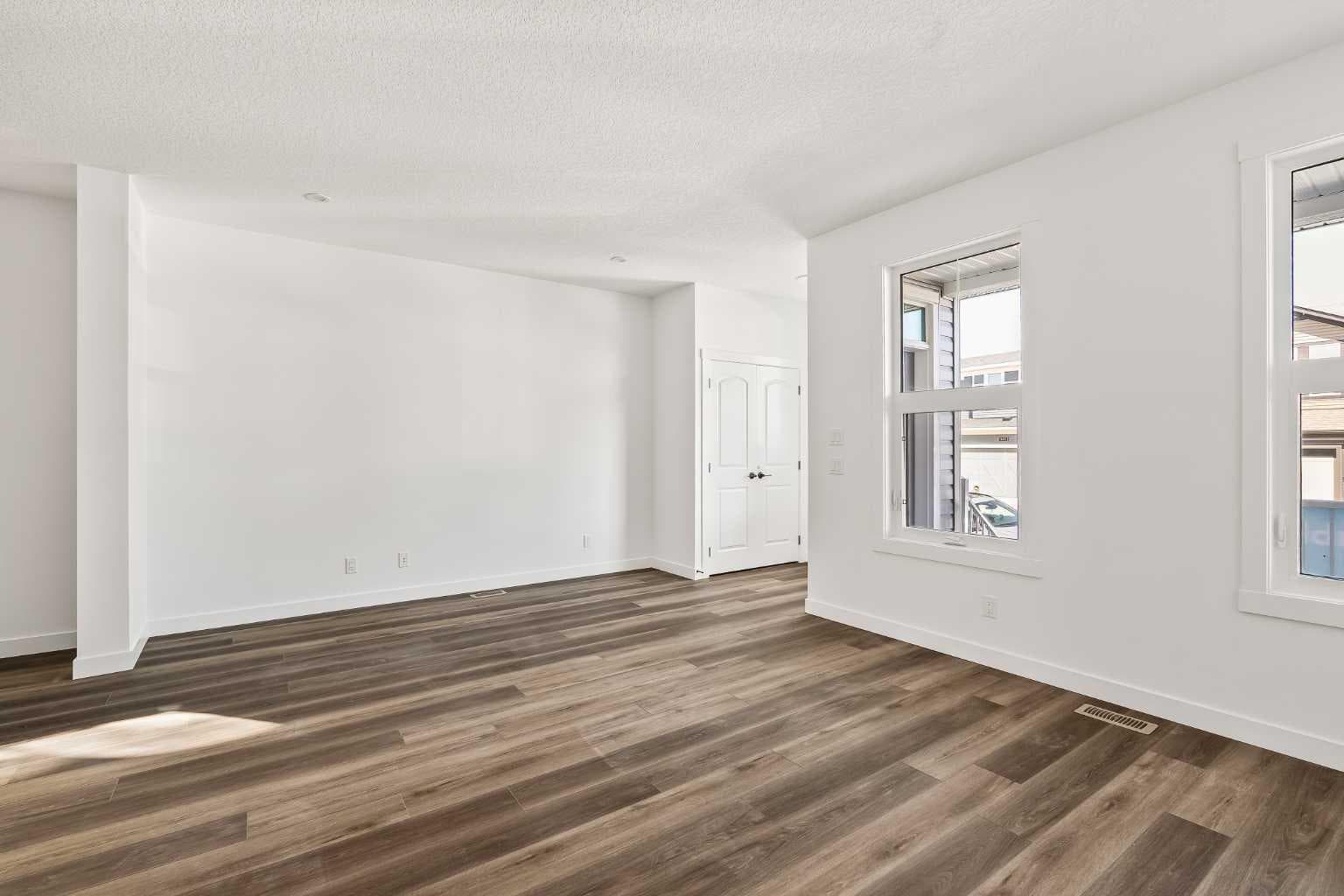 1133 Chinook Gate Bay SW
