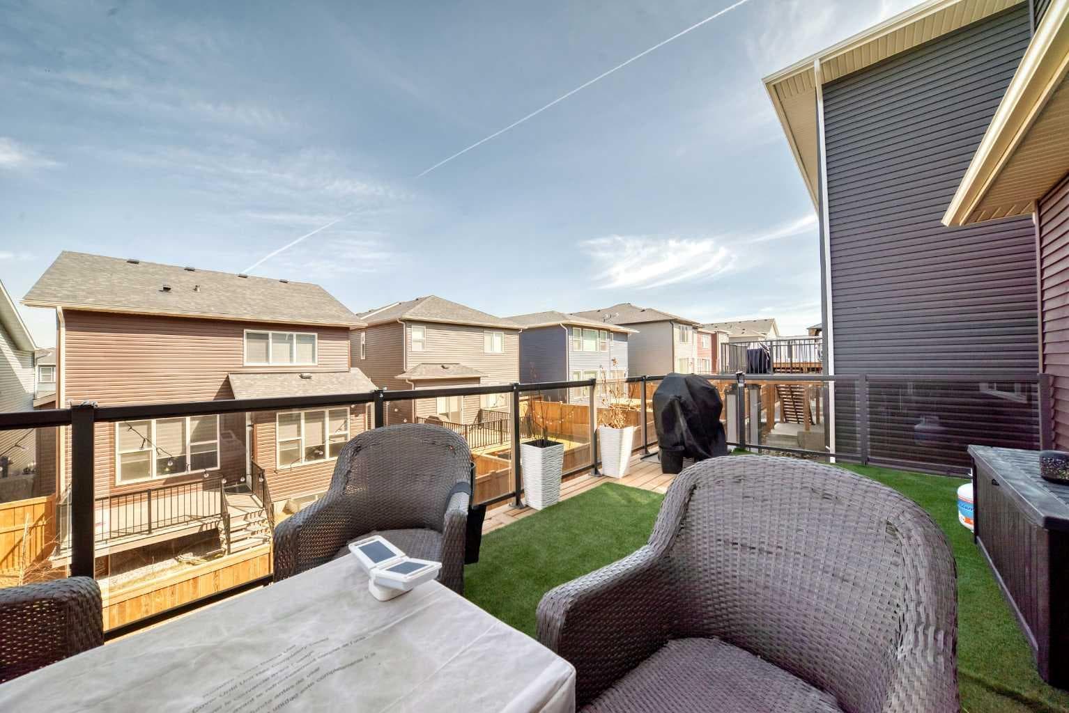 287 Amblehurst Way NW