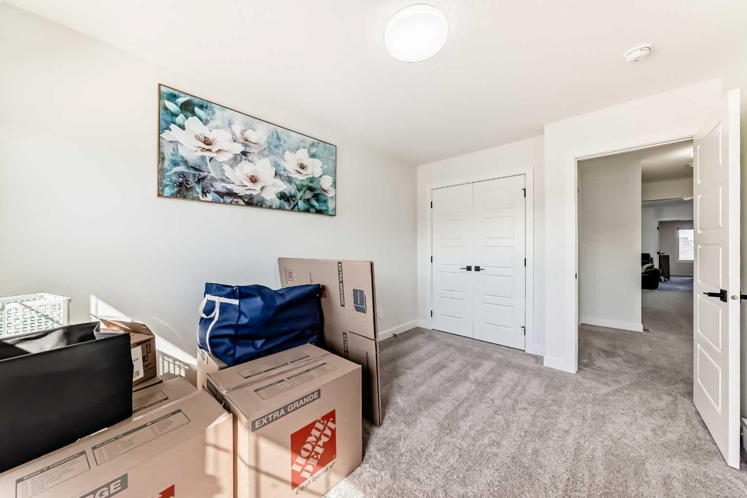 287 Amblehurst Way NW