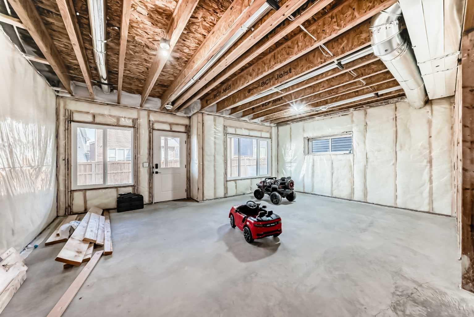 287 Amblehurst Way NW