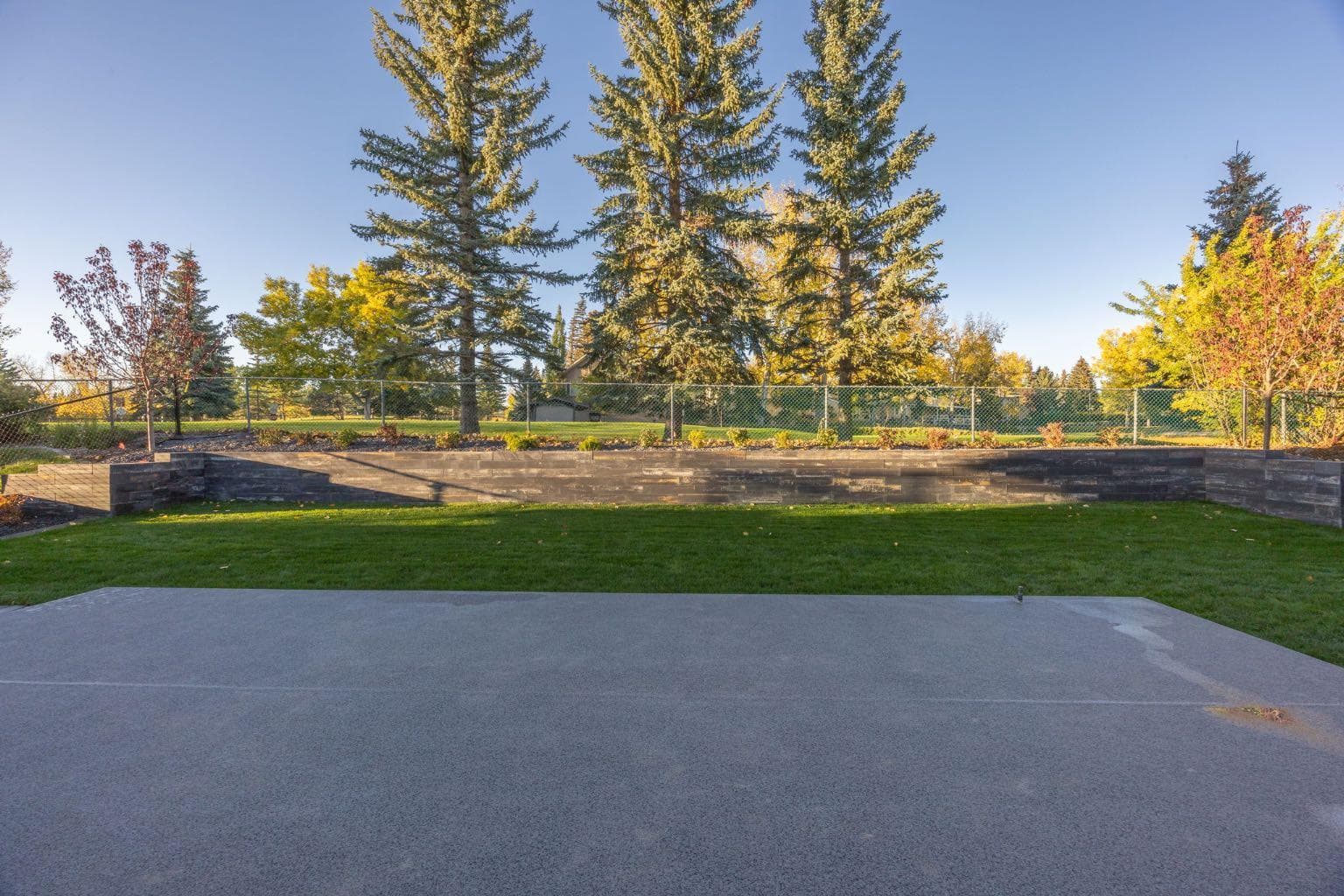 620 Varsity Estates Crescent NW