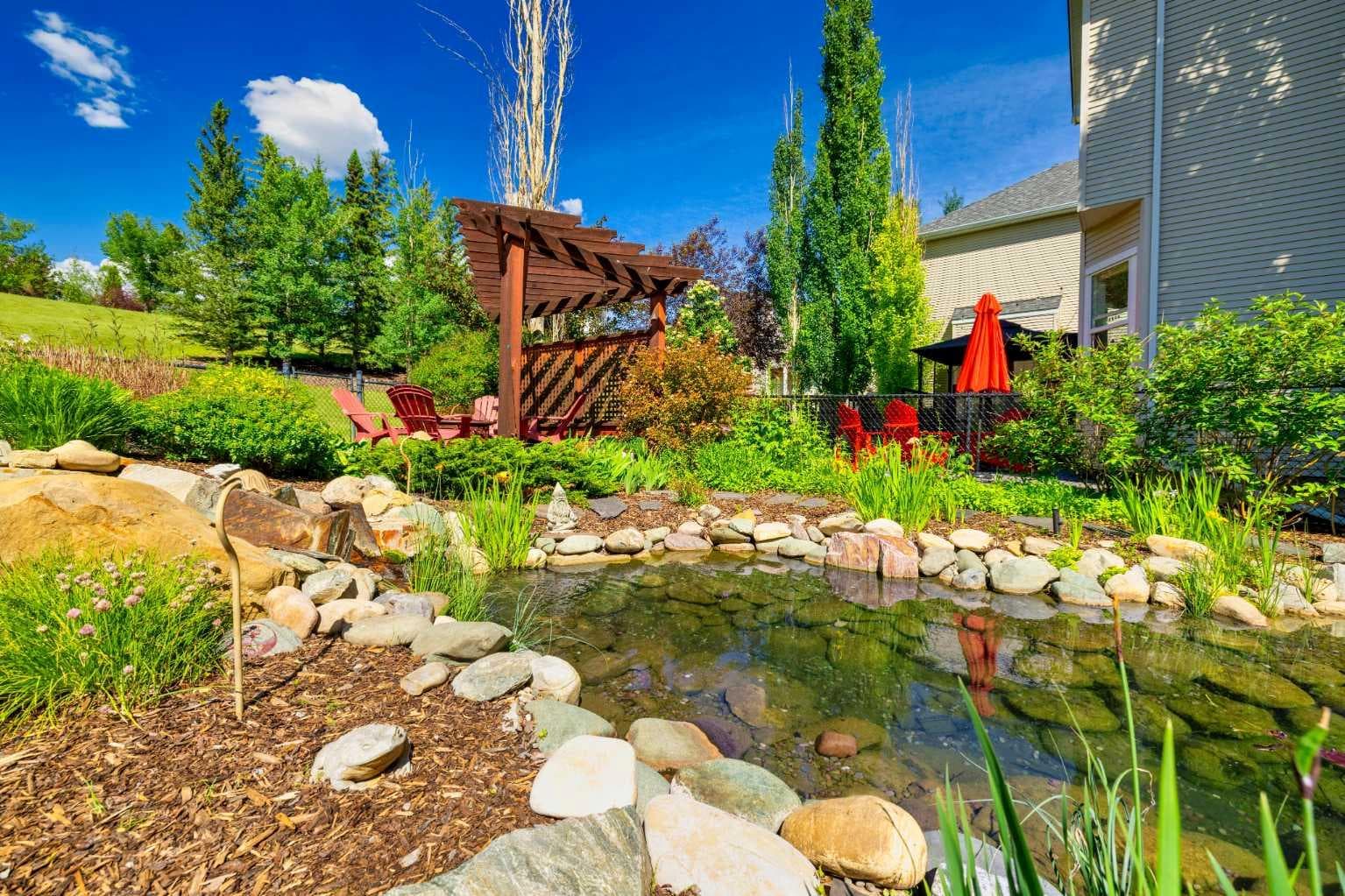 30 Discovery Ridge Gardens SW