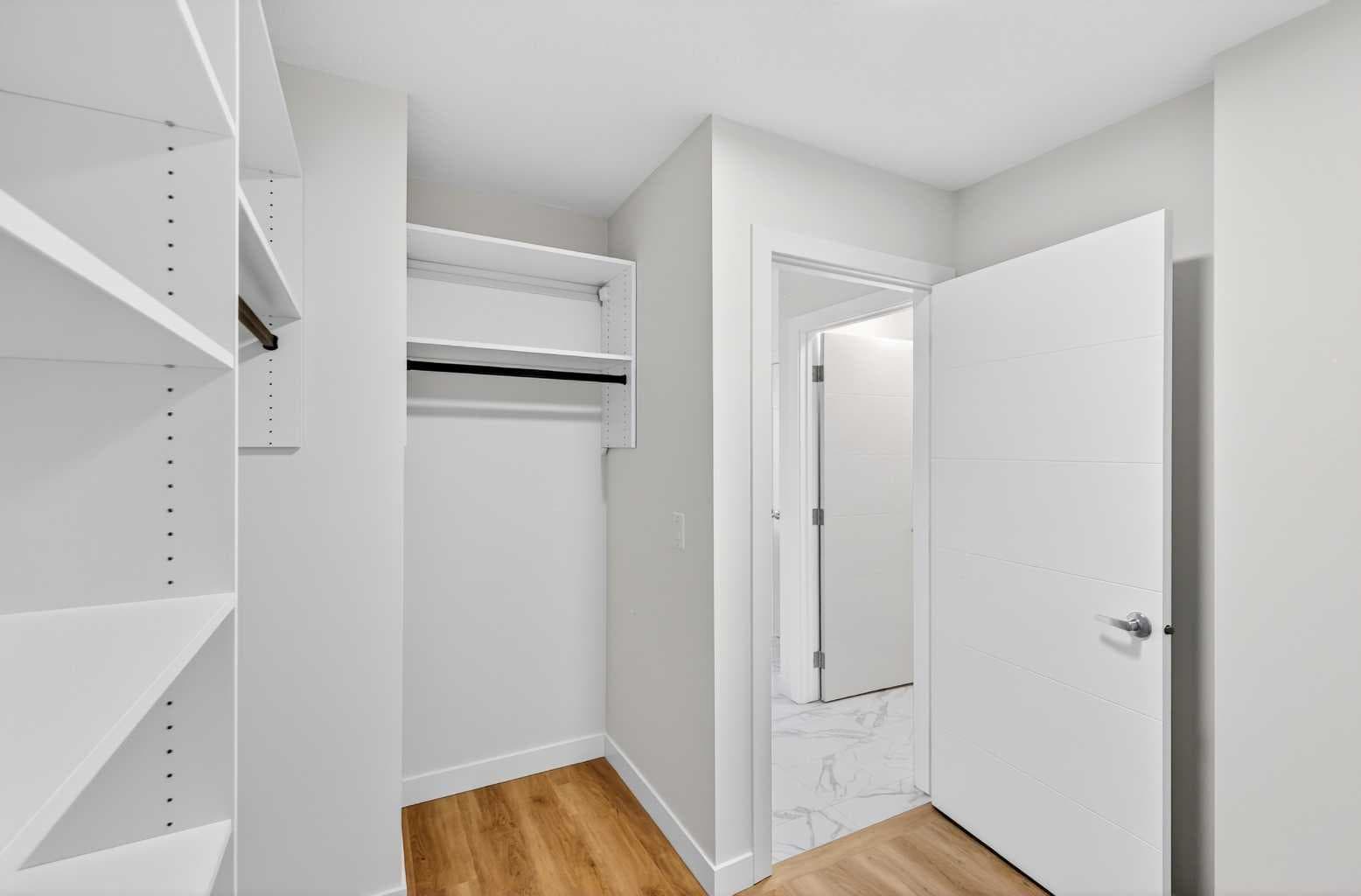 1105 Sailfin Heath 