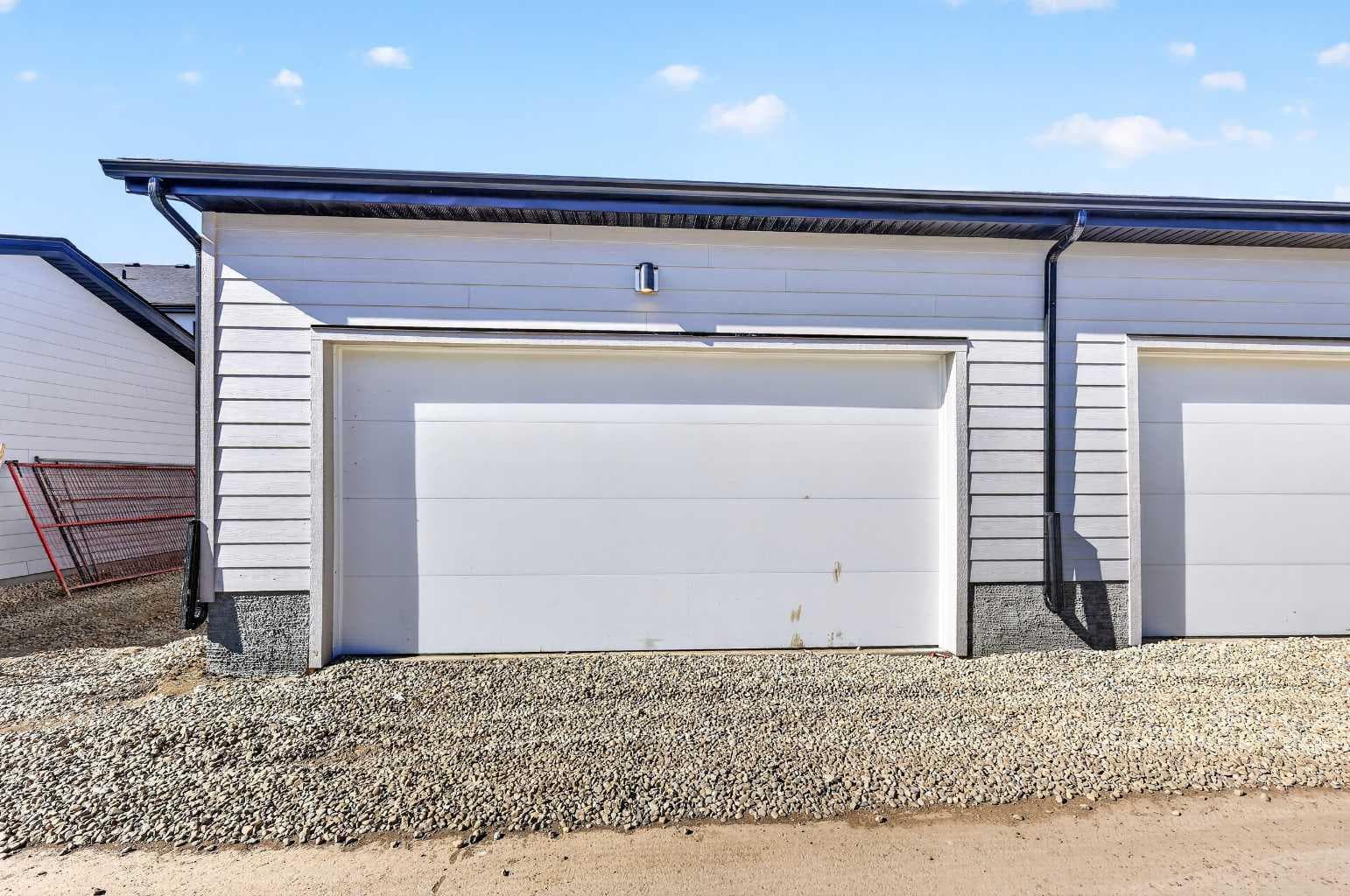 1105 Sailfin Heath 
