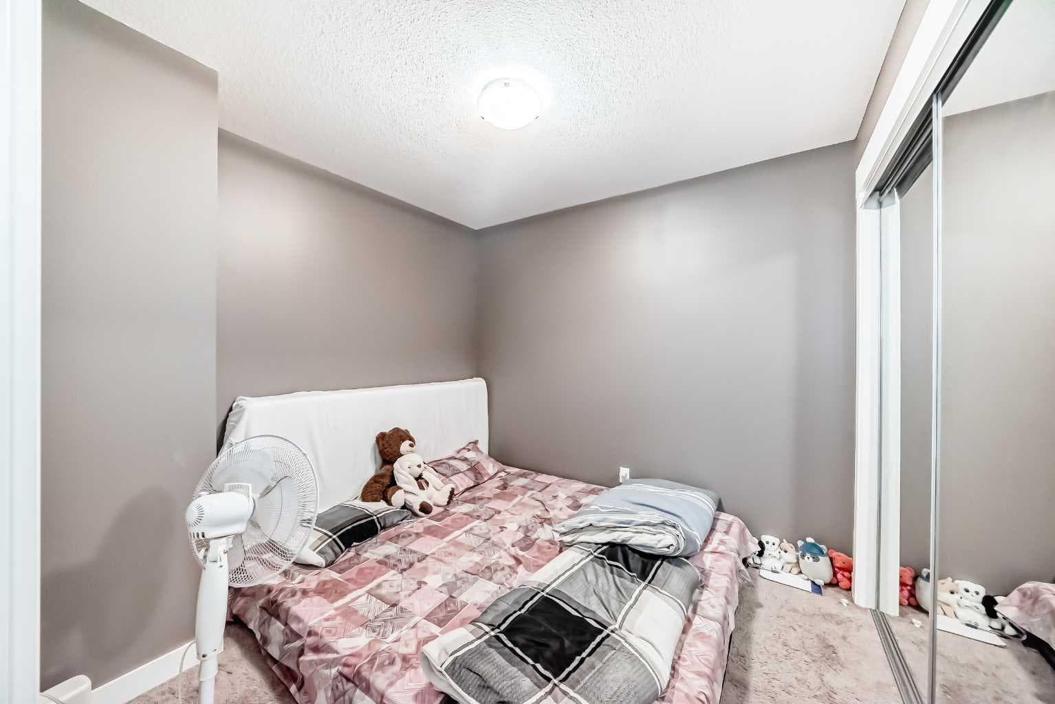 6409, 302 Skyview Ranch Drive NE