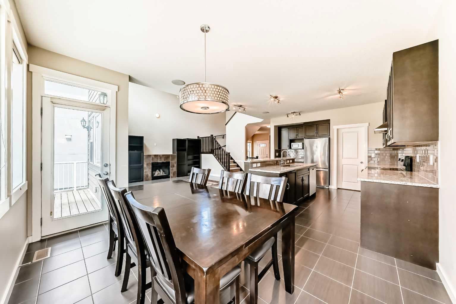 210 Stonemere Green 