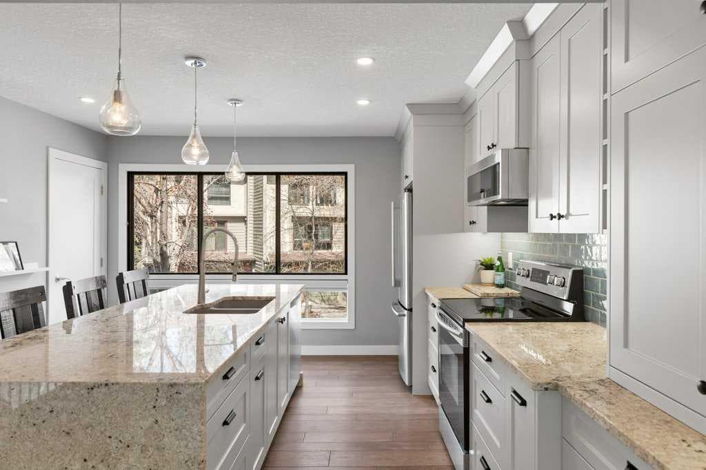 3929 Point Mckay Road NW