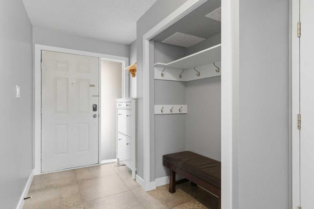 3929 Point Mckay Road NW