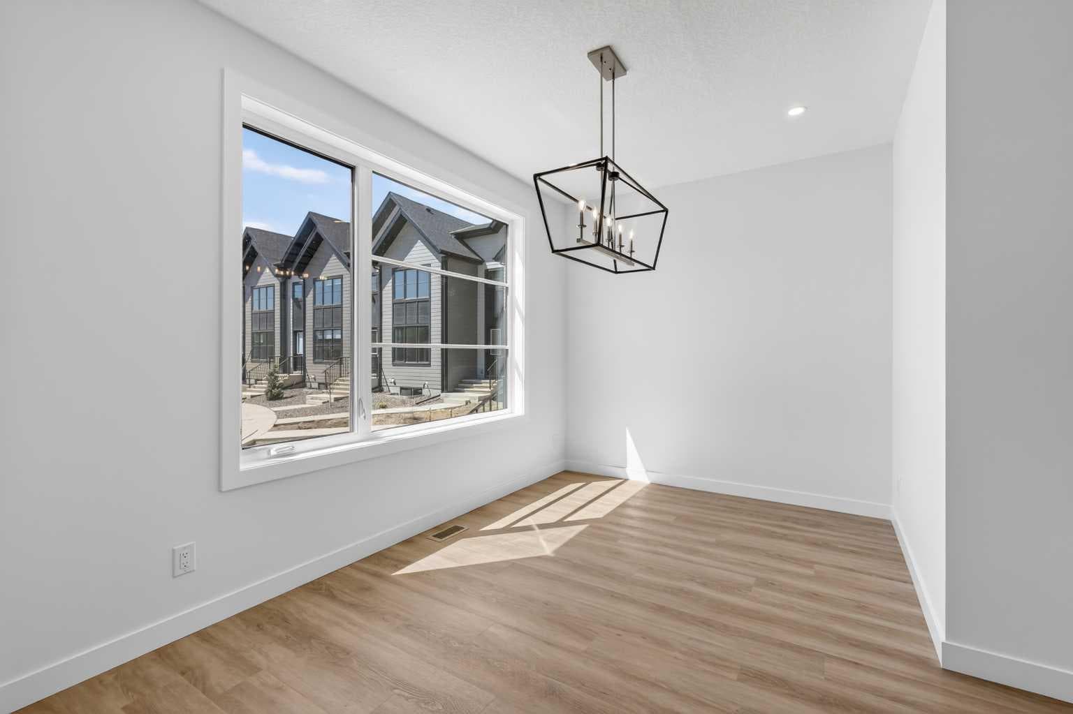 1113 Sailfin Heath 