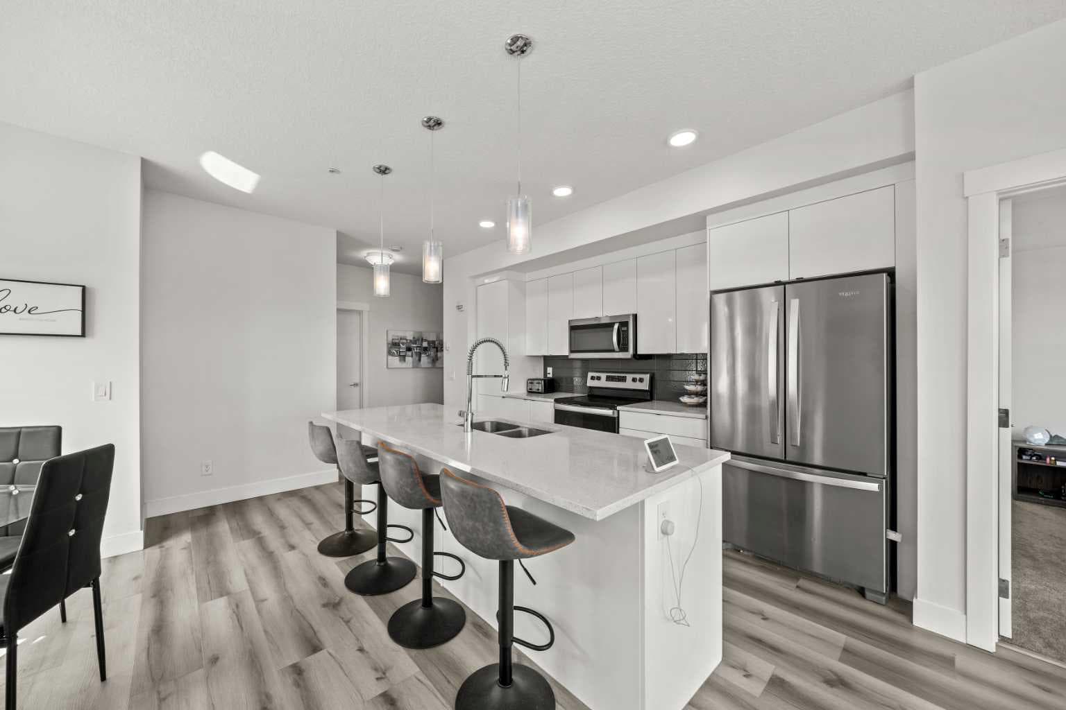 305, 19661 40 Street SE